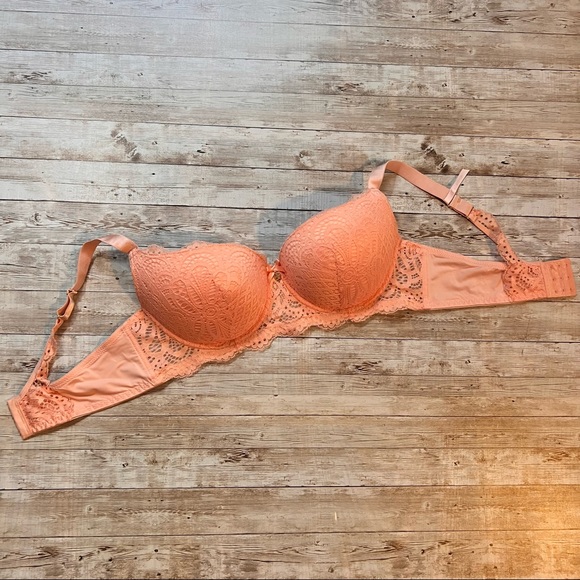 💚Daisy Fuentes 40C bra - Picture 1 of 5